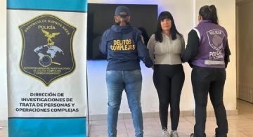 Así se llevaban detenida a la madre de Ayelén Paleo 