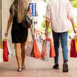 Compras en el exterior: cuánto puedo traer sin declarar