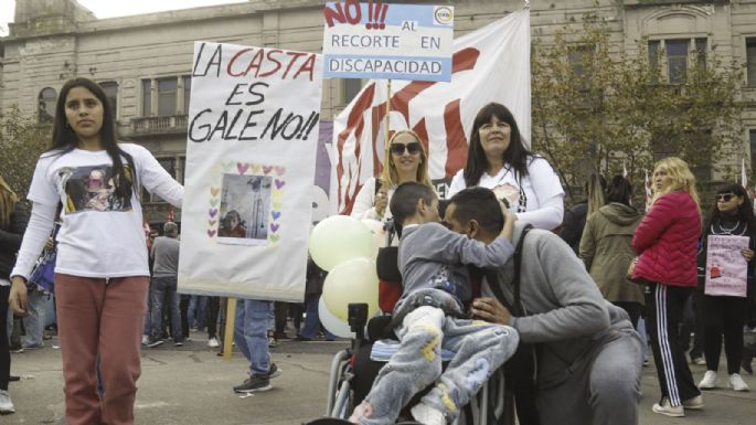 Movilización con el veto a la ley de Emergencia en Discapacidad 