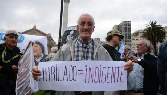 El Gobierno lanzó descuentos y promociones para jubilados
