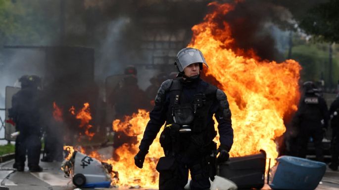 Bloqueos y detenidos en Francia durante una jornada de protesta