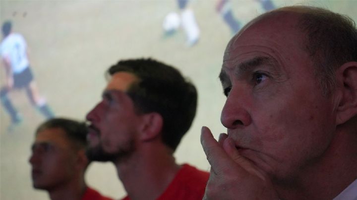 Bochini podría asumir un rol más activo en Independiente