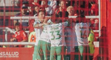 Banfield hundió a Independiente