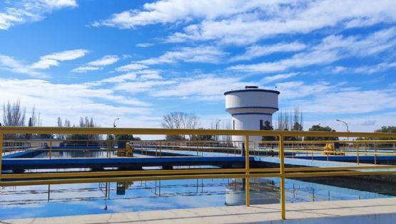 El Gobierno le inyecta $3.000 millones a Aysam para obras