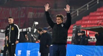 Vélez y Racing, en el partido de ida de cuartos de final