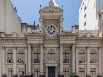 El Banco Central reglamentó los créditos en dólares para empresas 