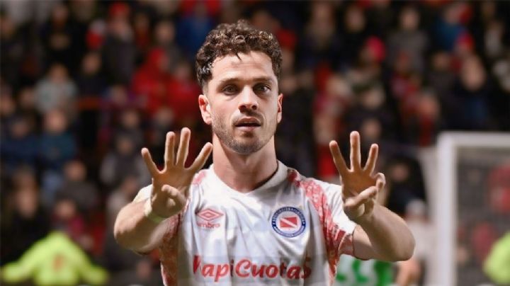 Argentinos Juniors demolió a Banfield en La Paternal