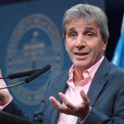 Oposición exige que Caputo explique el swap de U$S 20.000 millones