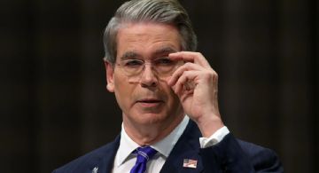 Bessent vendió U$S 2.000 millones para contener el dólar