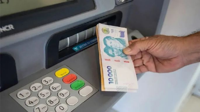 Los salarios aumentaron 2,5% en julio, con mayor incidencia de los no registrados