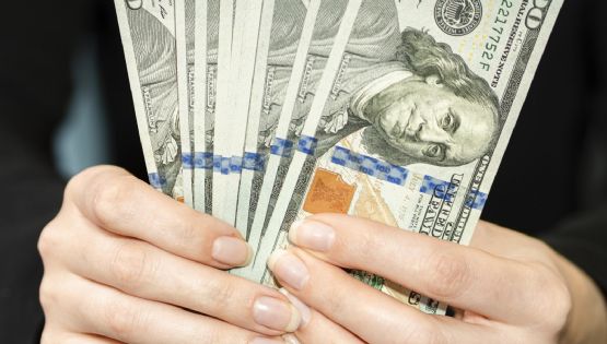 El dólar volvió a subir y tocó los $1500