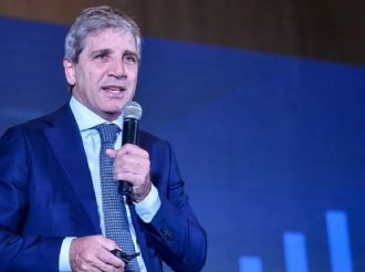 Caputo prometió que habrá progresos en sectores clave como la industria 