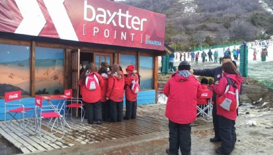 Cánticos antisemitas: el Gobierno imputó a la empresa de viajes 