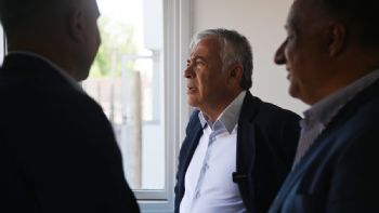 Según una encuesta, el 63% de los mendocinos cree que Cornejo atrasa