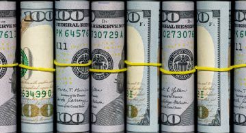El dólar oficial cerró la semana a la baja 