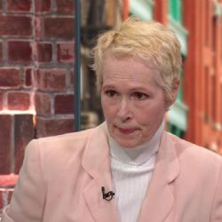 Condenan a Trump por difamar a la escritora Elizabeth Carroll y deberá pagar más de U$S 80 millones