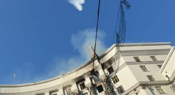 Así quedó el edificio gubernamental de Ucrania tras el ataque de Rusia