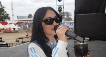 La respuesta de Lali a un militante libertario