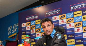 Scaloni: “Hay veces que el rival juega y tenemos que sufrir”