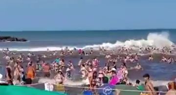 Pánico en Santa Clara del Mar por una ola gigante que dejó un muerto y 35 heridos 