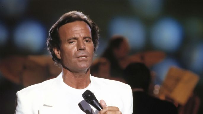 Denunciaron a Julio Iglesias por agresiones sexuales y abuso de poder