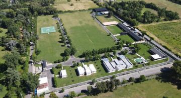 La tarjeta de crédito del dueño de la mansión de Pilar estaba asociada a la AFA