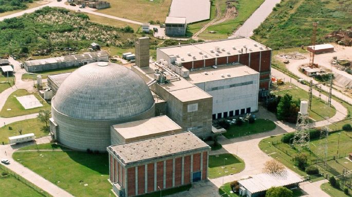 Energía nuclear de la era Milei: de la promesa de ser líder global al desmantelamiento de la política nuclear histórica argentina