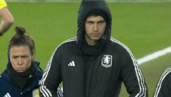 Alarma en la Selección: el “Dibu” Martínez salió lesionado en el Aston Villa