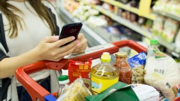 Llenar el changuito en Mendoza cuesta $ 814 mil, casi el 70% del salario promedio