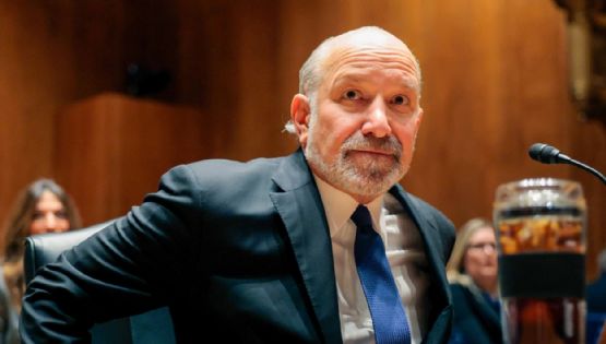 Secretario de Comercio de EEUU admitió haber estado en la isla de Jeffrey Epstein