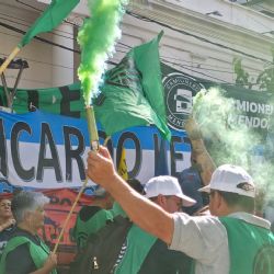 Paro y protesta frente a la Legislatura contra la reforma laboral