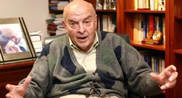 Cavallo critica la calma cambiaria y advierte por una recesión