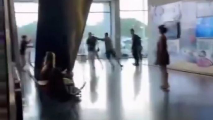 Se encontró con la pareja de ex en un museo de Mar del Plata y se peleó a las piñas 