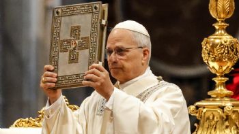 Indignación en Italia contra Trump por sus ataques al Papa