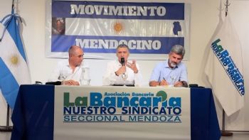 Gremios, empresarios y políticos debatieron sobre la reforma laboral