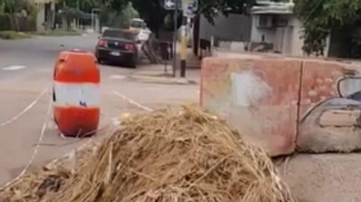 Tras la tormenta: una semana después, la basura sigue a flote en Las Heras