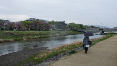 Foto iliustrativa de  Advierten del peligro de “lluvia tóxica” por huelgas en depósitos petroleros 