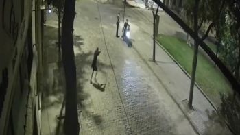 Le dispararon a un influencer durante un robo y quedó todo grabado