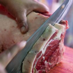 Los cortes vacunos subieron 7,4% en febrero y empujaron la inflación 