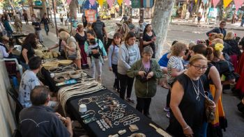 Sobreviviendo: un estudio de la FEM evidencia el duro presente económico en la calle