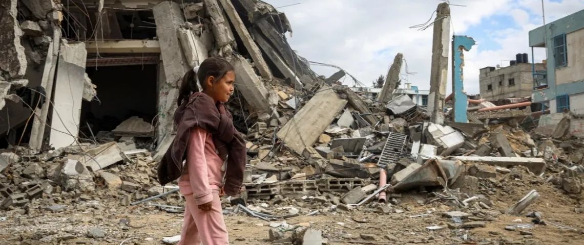 Estiman que más de 2.100 niños han muerto o resultado heridos en la guerra