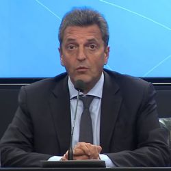 Sueños compartidos: Massa declaró que hubo “incumplimientos” en el plan de viviendas 
