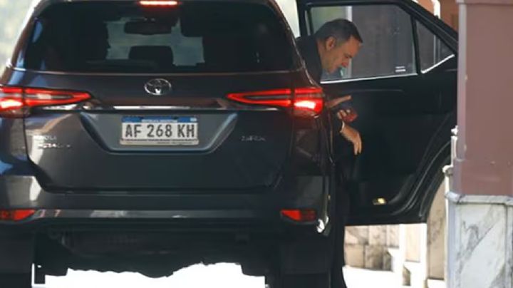 Adorni adquirió también un departamento en Caballito sin desprenderse de los que ya tenía