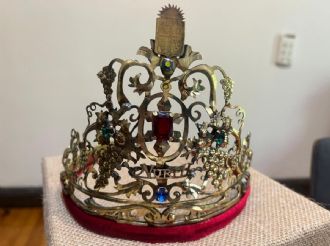 San Carlos: donarán la corona de Nuri Donnantuoni a la familia de la ex Reina 