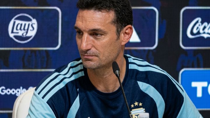 Scaloni se emocionó al hablar de Panichelli y abandonó la conferencia de prensa 