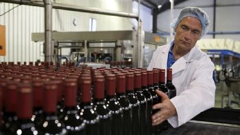 Celebrar rankings no es crear trabajo genuino