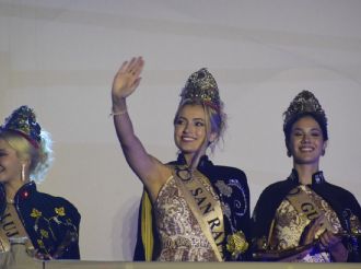 La Reina de la Vendimia viene de San Rafael y se llama Azul Antolínez