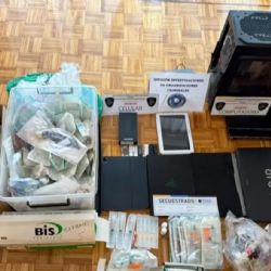 Los elementos encontrados en uno de los domicilios allanados por el robo de fármacos