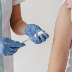 Campaña antigripal: entregan dosis para cobertura de grupos de riesgo