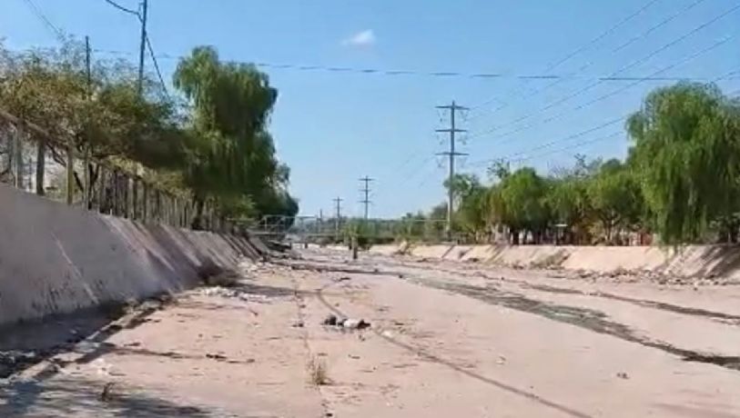 El canal detrás del Polo Judicial que desborda de mugre